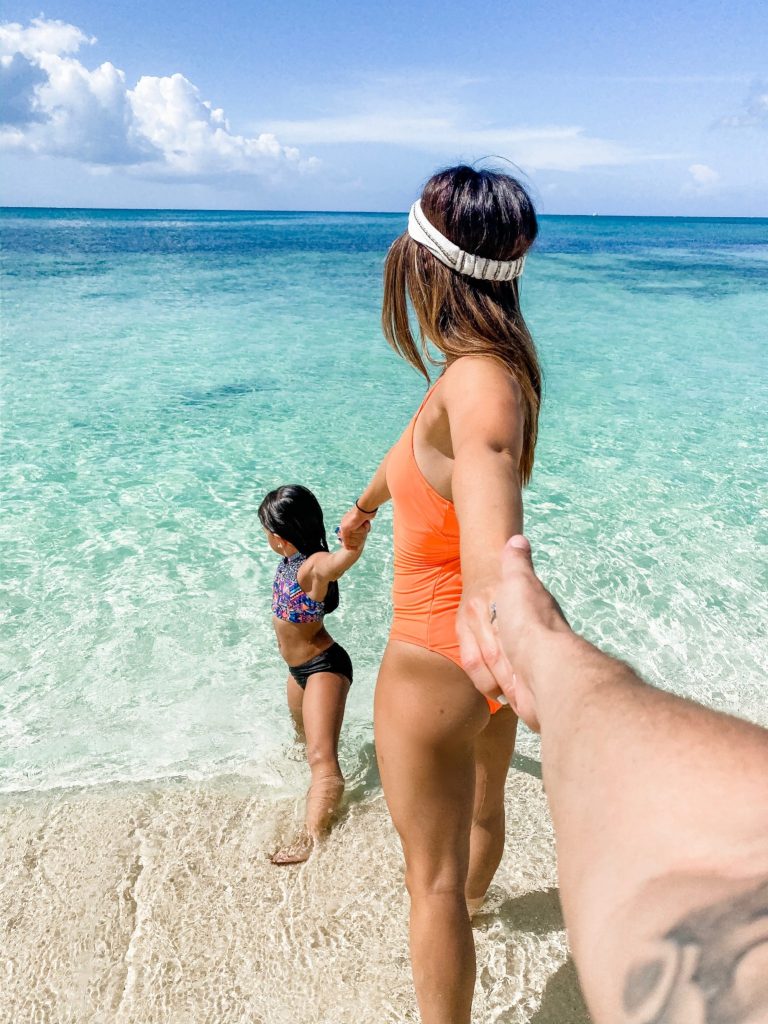 Kimpton Seafire Resort Grand Cayman Review by top lifestyle blog, House of Leo Blog: image of ocean at Kimpton Seafire