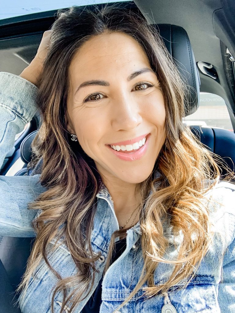 Microblading Update at Modern Beauty Studio by top US beauty blog, House of Leo Blog: image of microbladed brows after 1 month follow up appointment